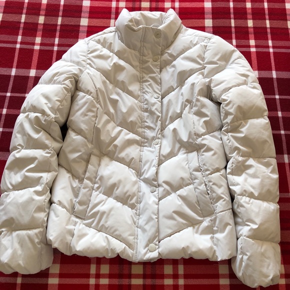 gap white puffer jacket
